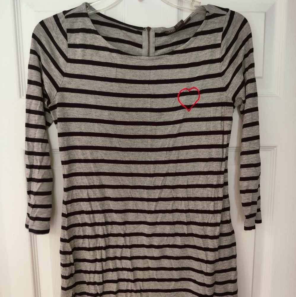Navy & grey soft 3/4 tee with heart stiching